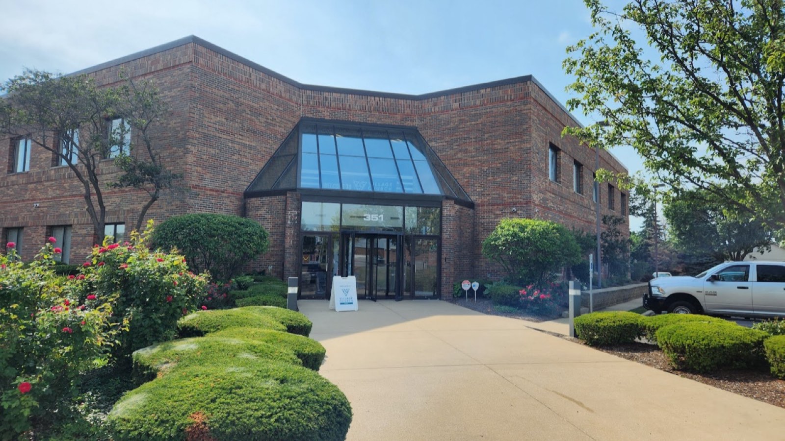 The entrance to Anchor Point Church at 351 S. Main Place, Carol Stream